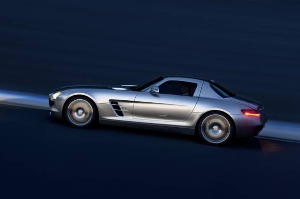 Stuttgart/Affalterbach – The new Mercedes-Benz SLS AMG, which is about to 