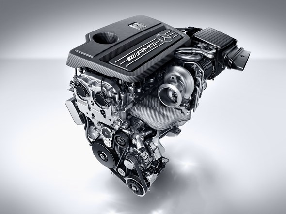 Mercedes-AMG A 45 4MATIC, AMG 2,0-Liter-Turbomotor mit 280 kW (381 PS) Höchstleistung und maximalen Drehmoment von 475 Newtonmetern AMG 2.0-litre turbocharged engine with a peak output of 280 kW (381 hp) and maximum torque of 475 newton metres