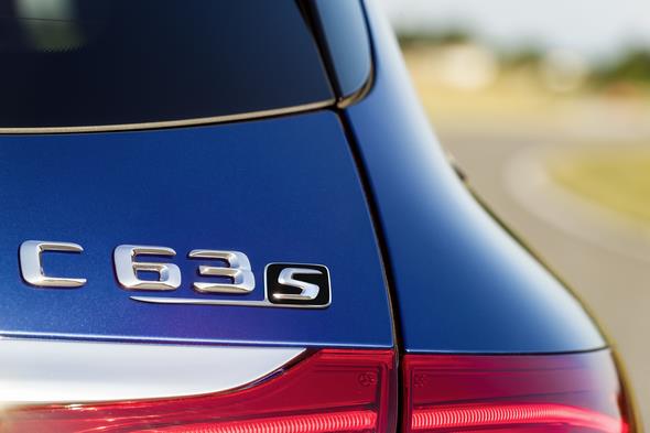 Mercedes-AMG C 63 (BR 205) T-Modell / estate; 2014; Exterieur: brilliantblau metallic; Exterior: brilliant blue metallic;