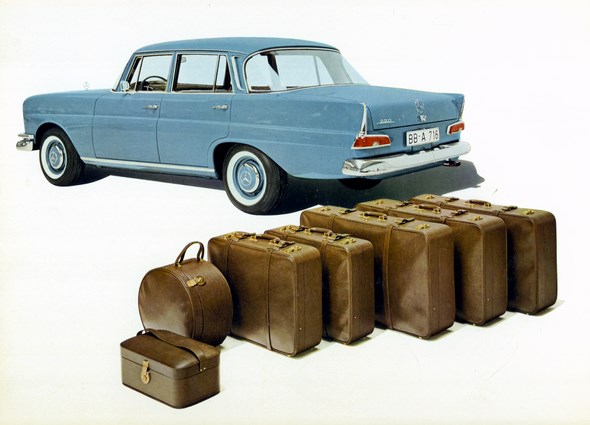 "Heckflossen-Mercedes" Typ 220 b, 1964-65 (Ausführung mit Rückspiegel an der Fahrertür)