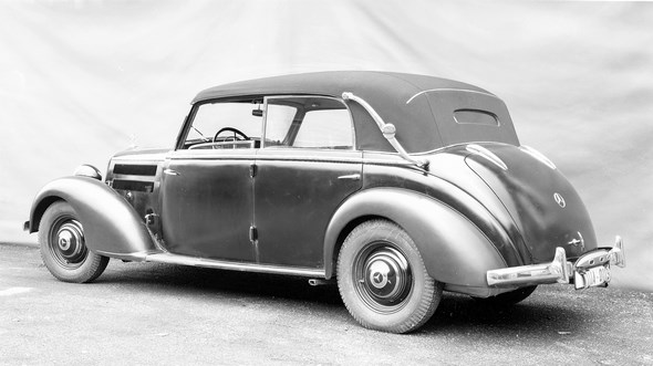 Mercedes-Benz Typ 230, 55 PS, Cabriolet D, Bauzeit: 1938 bis 1943.