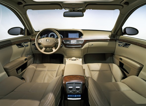 459134_779600_4724_3425_89689505c2000_236