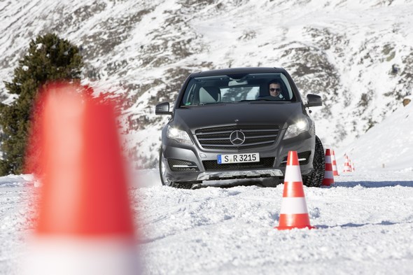 R 350 4MATIC ( W 251 ) 2010