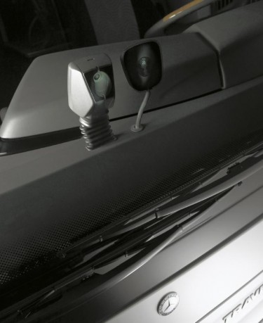 717923_1300389_653_800_Spurassistent_Bus_web 717923_1300389_653_800_Spurassistent_Bus_web