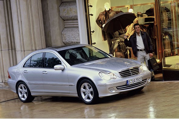 Press F to pay respect — Mercedes-Benz C-class (W203), 1,8 л, 2006