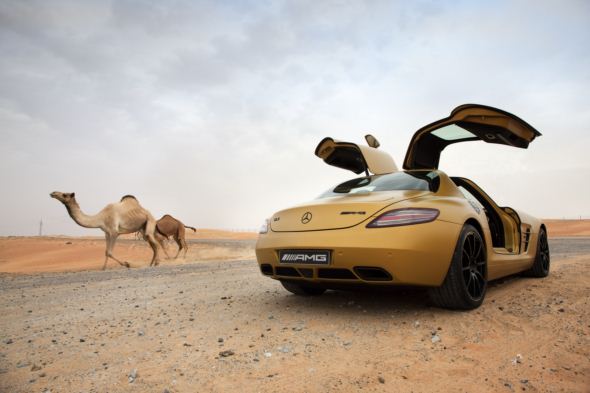 Mercedes-Benz SLS AMG "Desert-Gold"