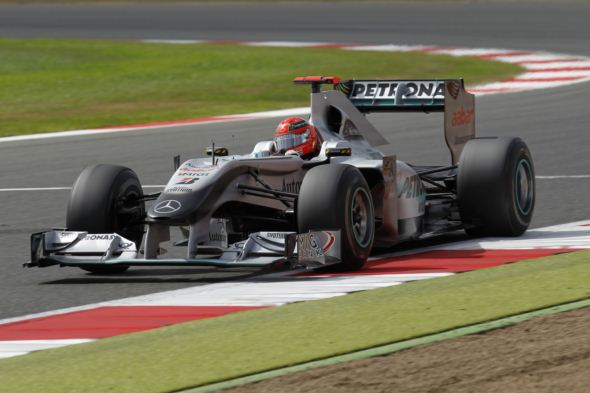 785048_1437632_4961_3307_f12010silverstone__93c6007