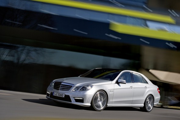 E 63 AMG (W212)) 2011