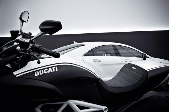 Ducati Diavel AMG Special Edition 2011