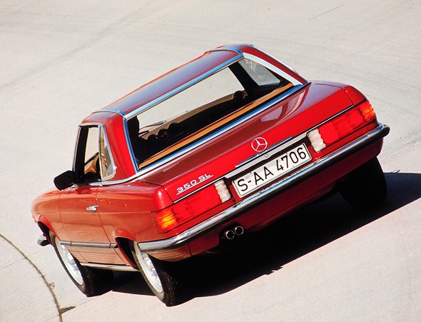 Caption orig.: Mercedes-Benz Typ 350 SL der Baureihe 107