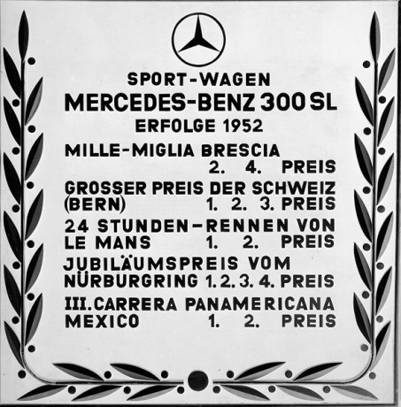 Caption orig.: Mercedes-Benz 300 SL Sportwagen-Erfolge, 1952.
