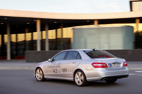 E 300 BlueTEC HYBRID