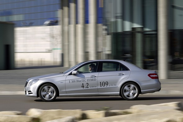 E 300 BlueTEC HYBRID