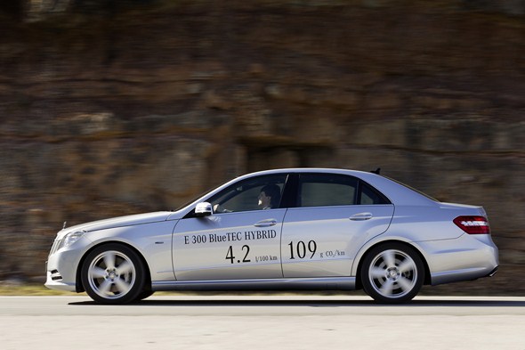 E 300 BlueTEC HYBRID
