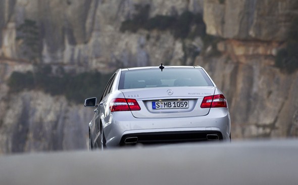 E 300 BlueTEC HYBRID