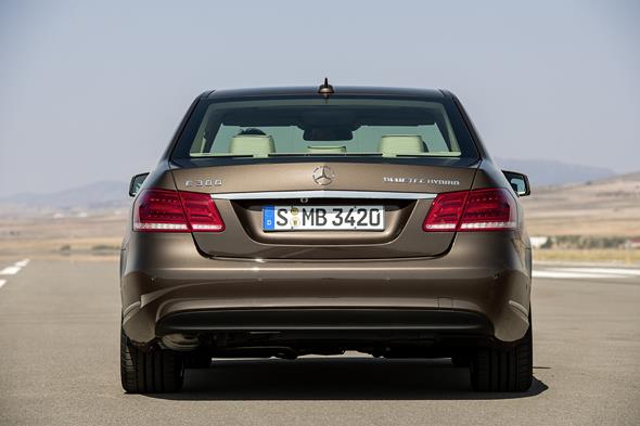 E-Klasse, E 300 BlueTec HYBRID, Limousine Elegance, (W 212), 201