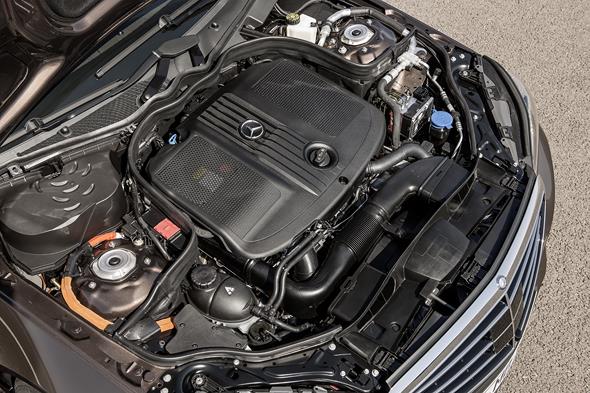 E-Klasse, E 300 BlueTec HYBRID, Limousine Elegance, (W 212), 201