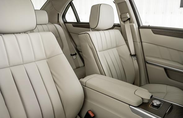 E-Klasse, E 300 BlueTec HYBRID, Limousine Elegance, (W 212), 201