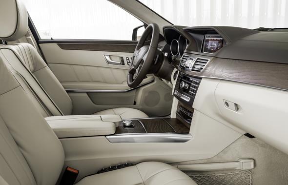 E-Klasse, E 300 BlueTec HYBRID, Limousine Elegance, (W 212), 201
