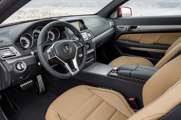 Mercedes-Benz E 500 Coupé mit AMG Sportpaket, (C 207), 2012