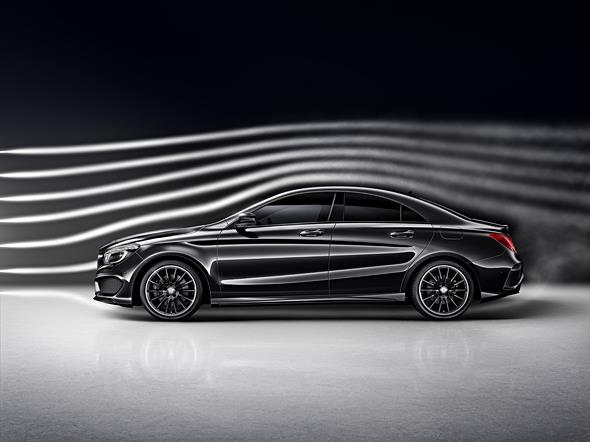 Mercedes-Benz CLA 250 Edition 1 Kosmosschwarz 2013 / Mercedes-
