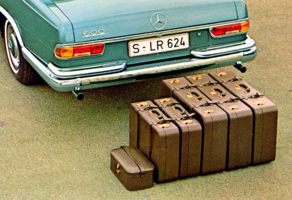 Mercedes-Benz Typ 600 Pullman-Limousine (6 Türen) der Baureihe W 100, Kofferset.