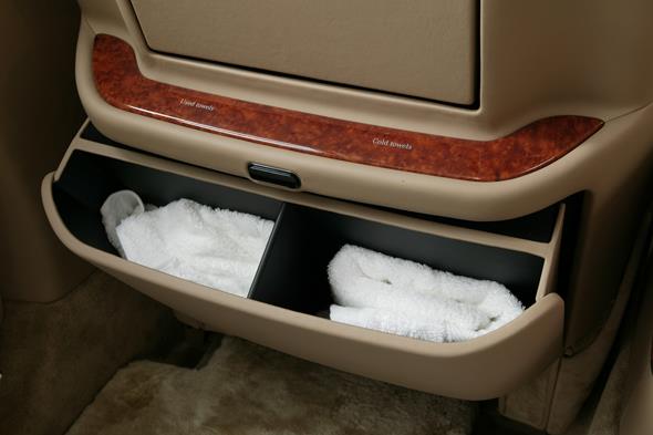 810032c2004c7262_009