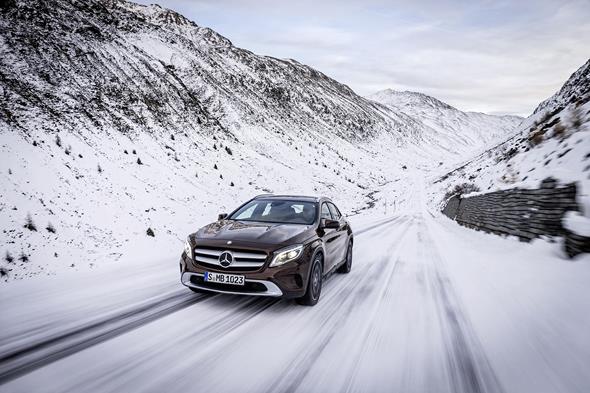 GLA 220 CDI 4MATIC, Orientbraun met., (X156), 2013