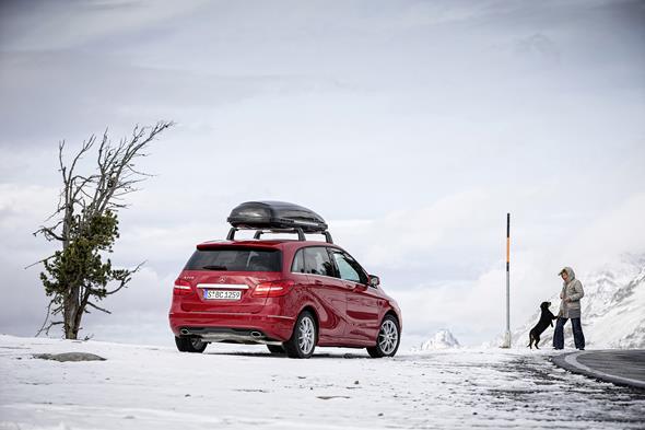 B 220 4MATIC, Jupiterrrot, (W246), 2013