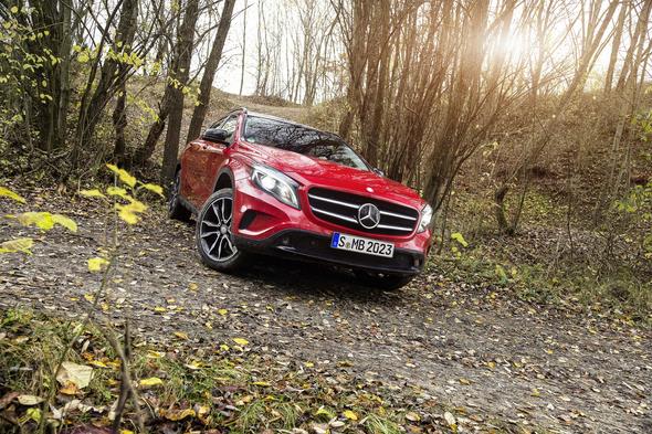 Mercedes-Benz GLA 250 4MATIC (X156) 2013