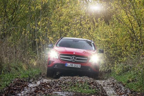 Mercedes-Benz GLA 250 4MATIC (X156) 2013