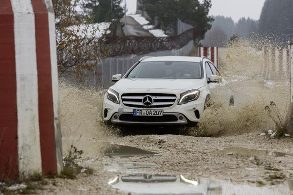 Mercedes-Benz GLA Erprobung (X156) 2013