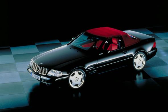 Caption orig.: Mercedes-Benz SL-Roadster der Baureihe 129