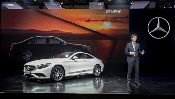 Mercedes-Benz auf der Guangzhou Auto Show 2014 Mercedes-Benz at the Guangzhou Auto Show 2014