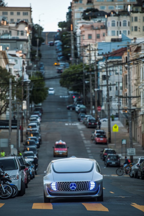 Mercedes-Benz F 015 Luxury in Motion
