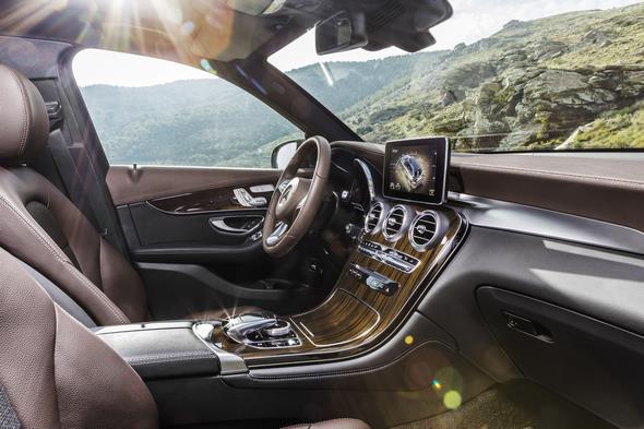 Mercedes-Benz GLC 250d 4MATIC, CITRINBRAUN MAGNO, Artico/Stoff Espresso, Interieur Mercedes-Benz GLC 220d 4MATIC, CITRINE BROWN MAGNO, Artico/espresso fabric, interior