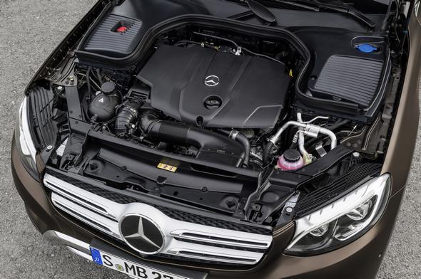 Mercedes-Benz GLC. Motorraum GLC 250 d.