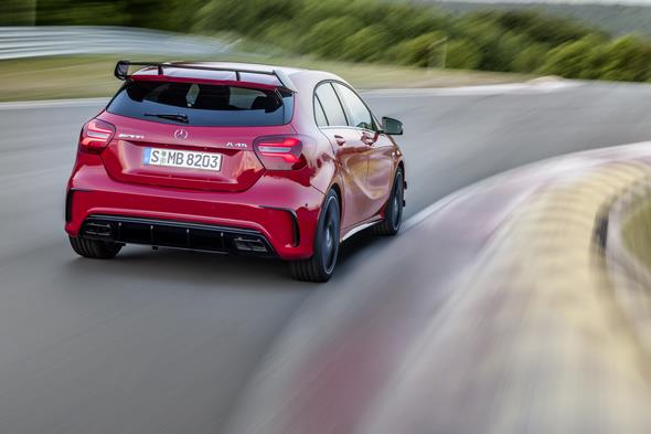 A 45 AMG (AMG Exklusiv), Jupiterrot; Interieur Schwarz / RED CUT A 45 AMG (AMG Exclusive), jupiter red, interior black RED CUT