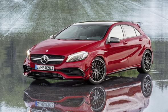 A 45 AMG (AMG Exklusiv), Jupiterrot; Interieur Schwarz / RED CUT A 45 AMG (AMG Exclusive), jupiter red, interior black RED CUT
