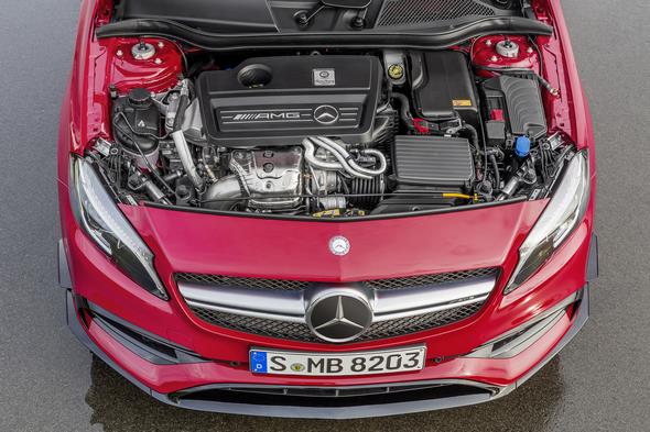 A 45 AMG (AMG Exklusiv), Jupiterrot; Interieur Schwarz / RED CUT A 45 AMG (AMG Exclusive), jupiter red, interior black RED CUT