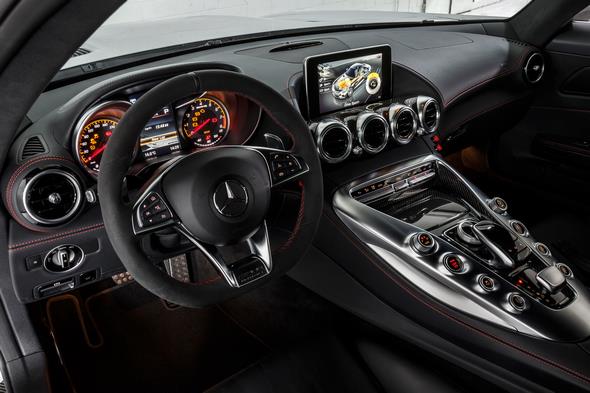 Mercedes-AMG GT S als offizielles Saftey Car der DTM 2015 Mercedes-AMG GT S as the Official Safety Car of the DTM 2015