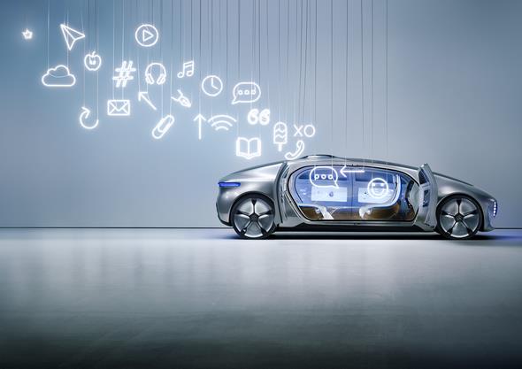 Mercedes-Benz Vision vom autonomen Fahren inszeniert von Sarah Illenberger // Mercedes-Benz vision of autonomous driving staged by Sarah Illenberger