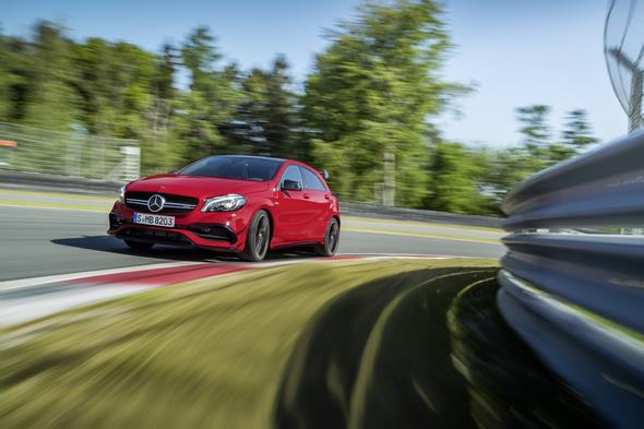 Mercedes-AMG A 45 4MATIC, jupiter rot, AMG Night-Paket, AMG Aerodynamik-Paket, jupiter red, AMG Night package, AMG Aerodynamics package