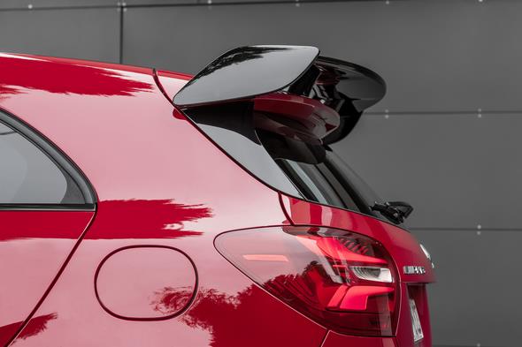 Mercedes-AMG A 45 4MATIC, jupiter rot, AMG Night-Paket, AMG Aerodynamik-Paket, jupiter red, AMG Night package, AMG Aerodynamics package