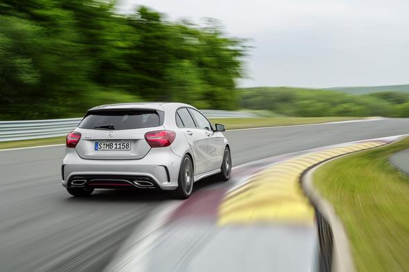 A 250 Sport (AMG Line), Polarsilber, Interieur Leder Schwarz / RED CUT A 250 Sport (AMG Line), polar silver, interior leather black / RED CUT