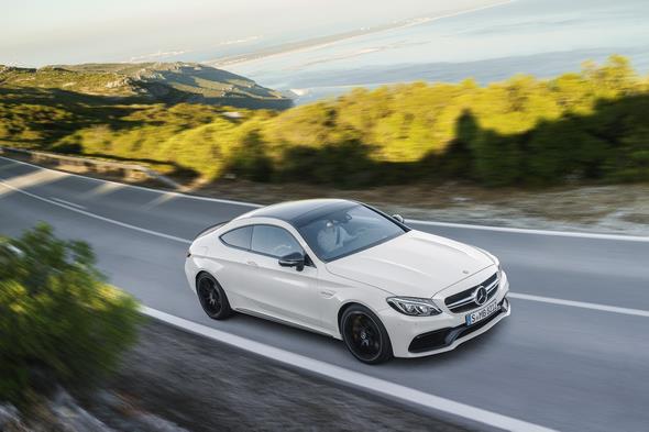 Mercedes-AMG C 63 S Coupé (C 205) 2015; Exterieur: designo diamantweiß bright, Night Paket exterior: designo diamond white bright, night package