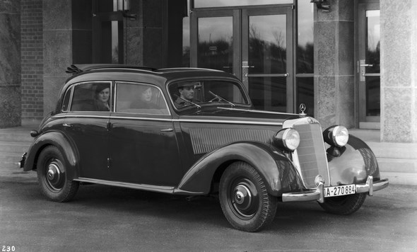 Mercedes-Benz Typ 230, 55 PS, Limousine, Bauzeit: 1938 bis 1943.