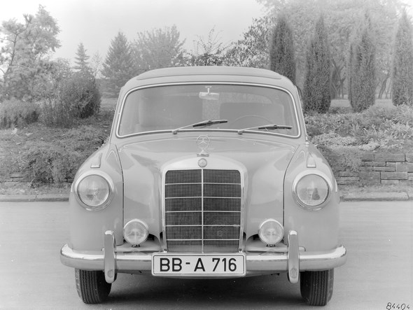 "Ponton-Mercedes" Typ 220 SE, 1958-1959