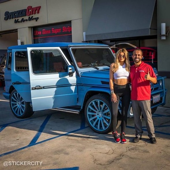 Kylie-Jenner-G-Wagon1-600x600