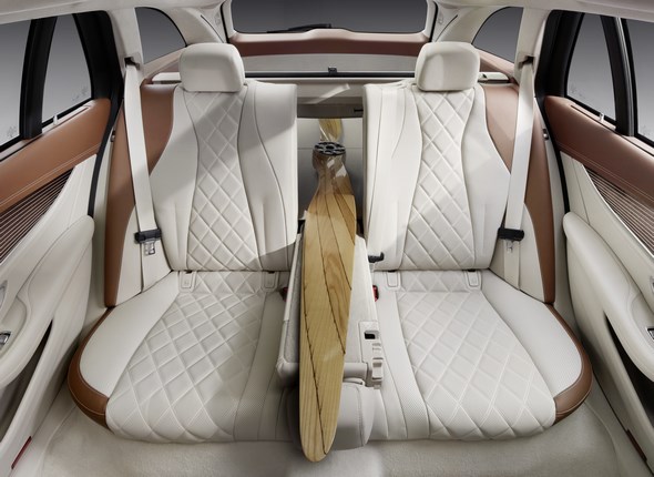 Mercedes-Benz E-Class Estate (BR 213), 2016